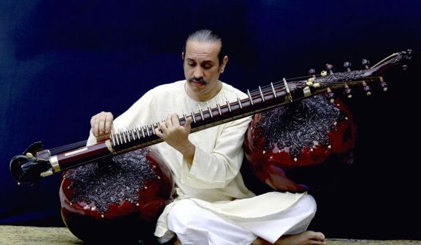 Veena Player